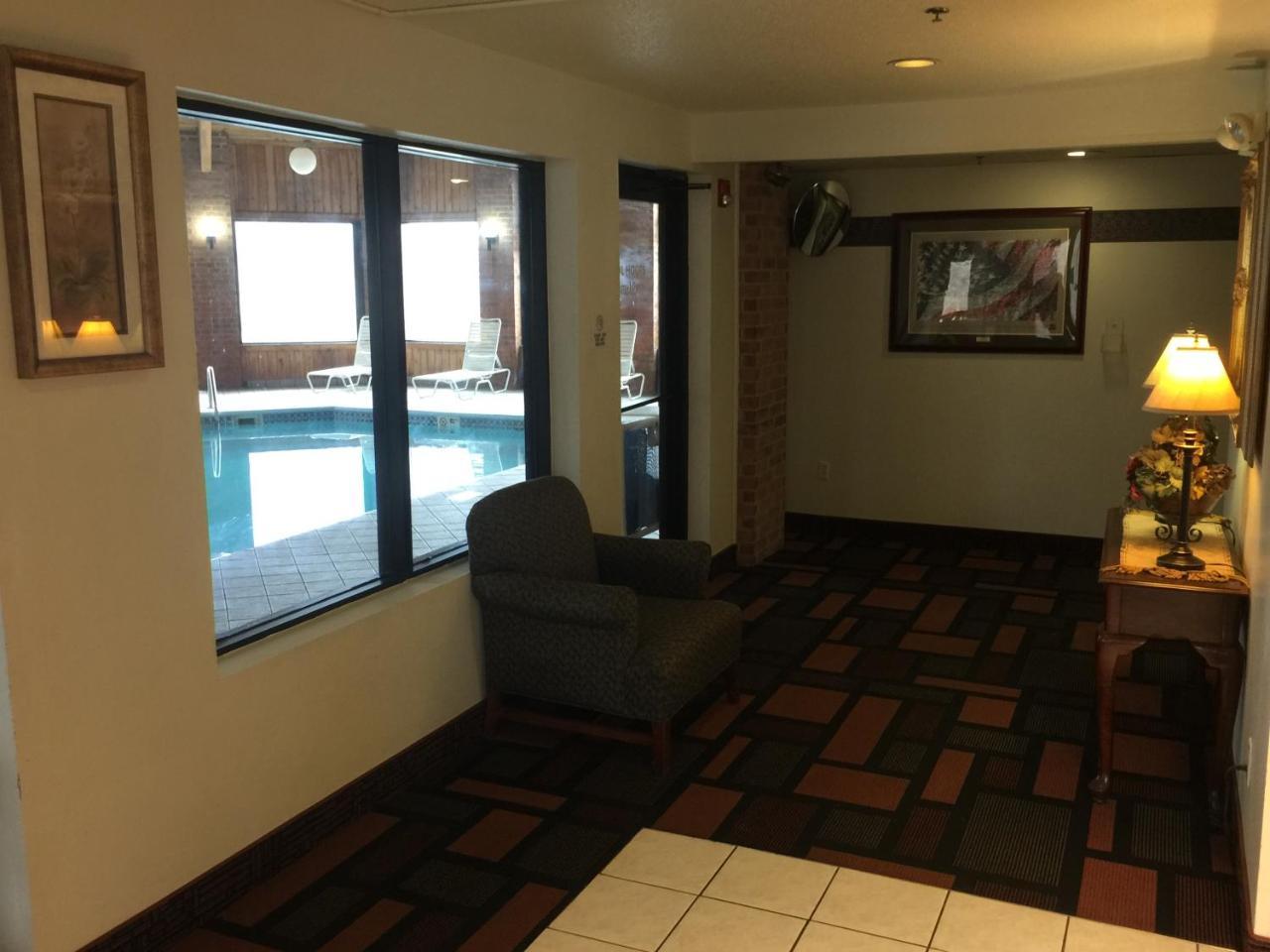 Amerihost Inn & Suites Fulton Dış mekan fotoğraf